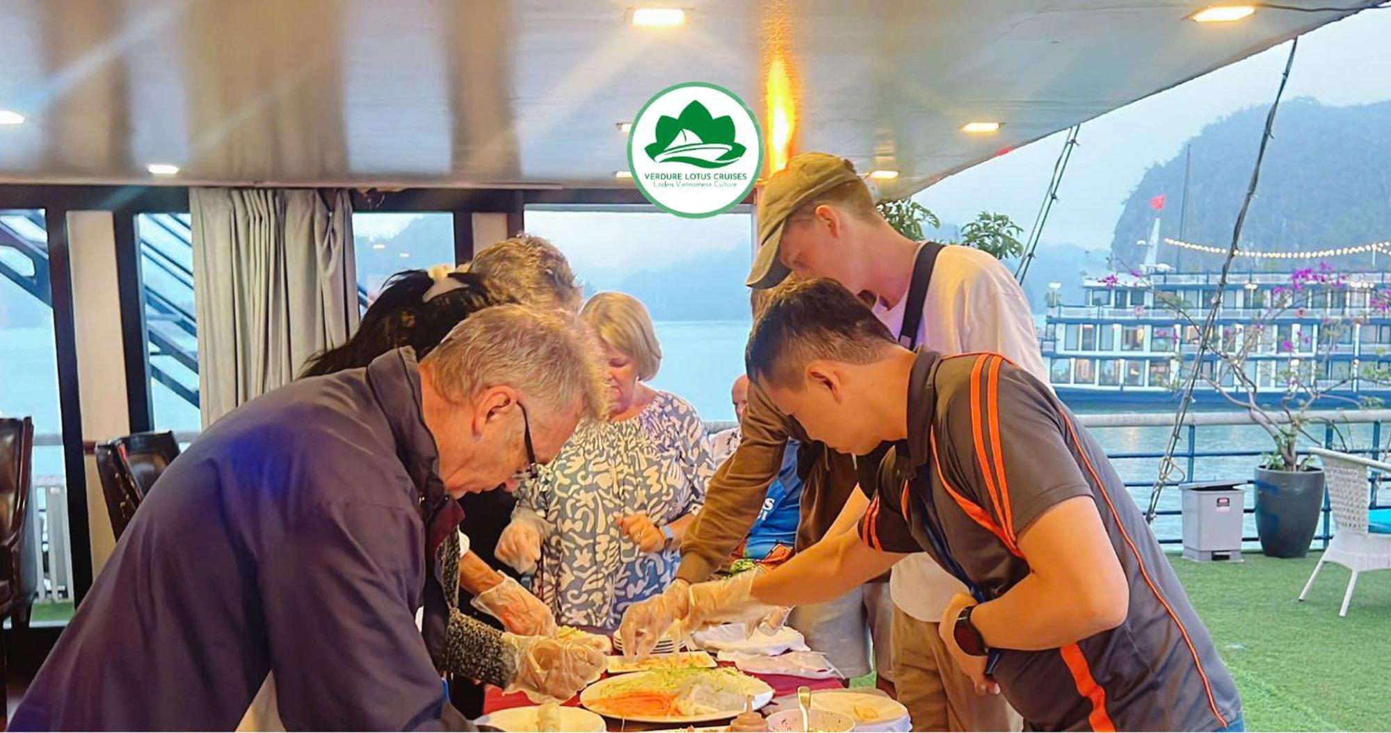 Verdure Lotus Classic Cruise Hạ Long Exterior foto